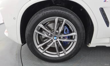 X3 (G01)