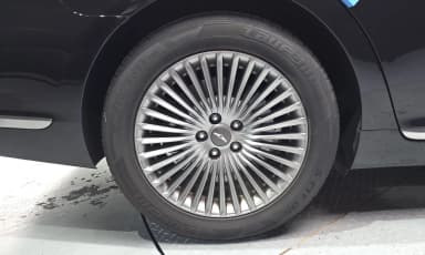 G90
