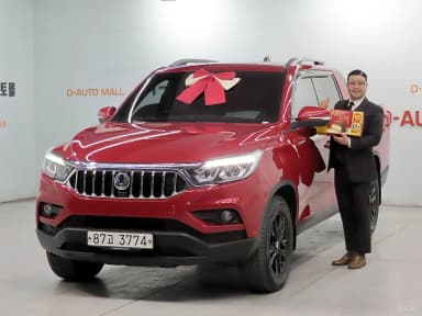 Rexton Sports Khan