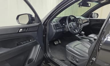 Rexton Sports Khan