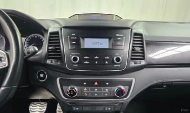 Rexton Sports Khan