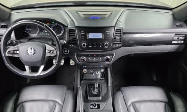 Rexton Sports Khan