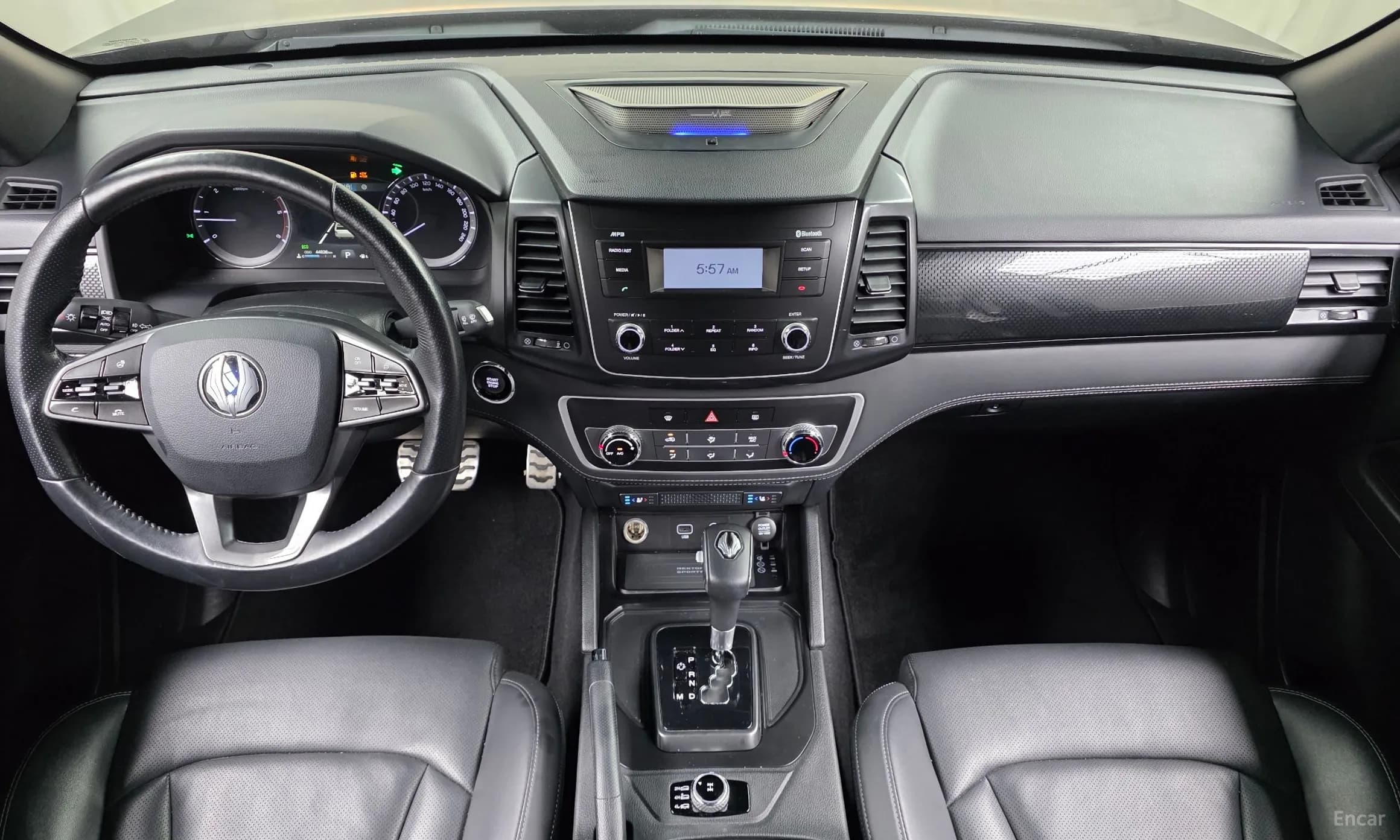 Rexton Sports Khan