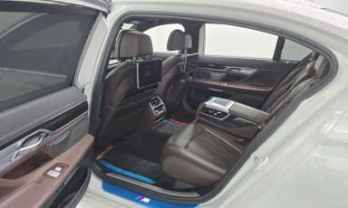 7 Series (G11)