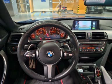 Series 4 (F32)