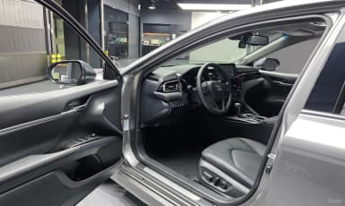 Camry (XV70)