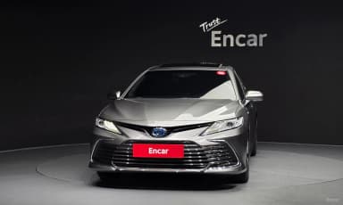 Camry (XV70)