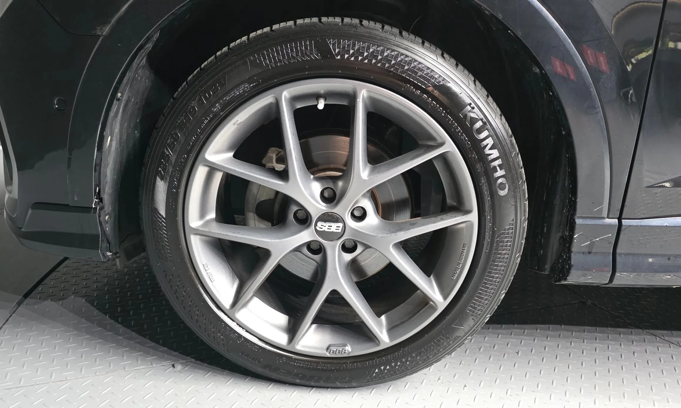 Q3 (F3)