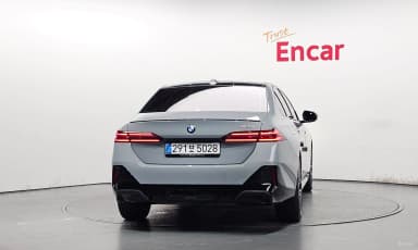 5 Series (G60)