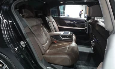 7 Series (G11)