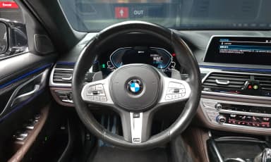 7 Series (G11)