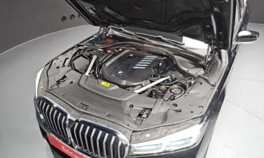 7 Series (G11)