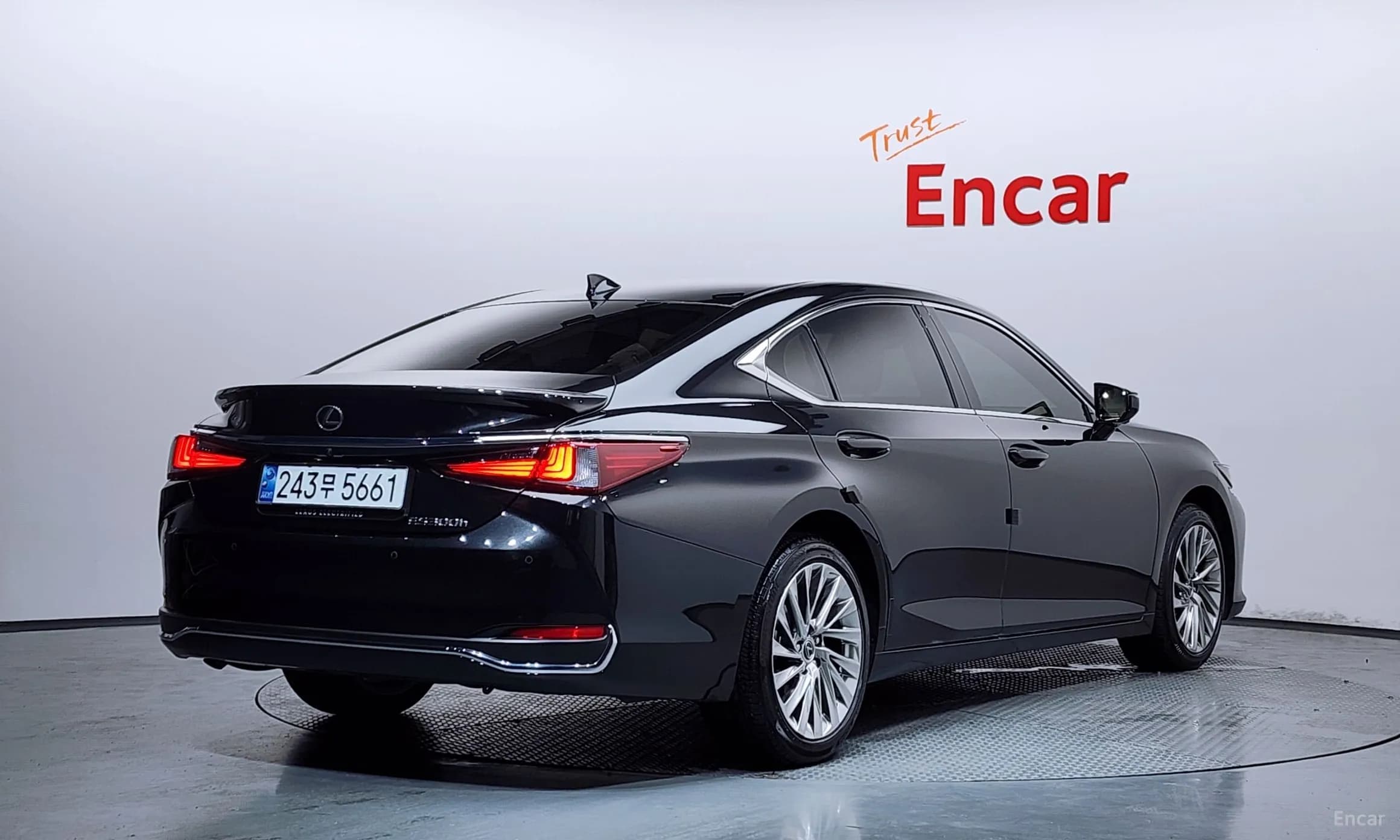 ES300h 7th Generation