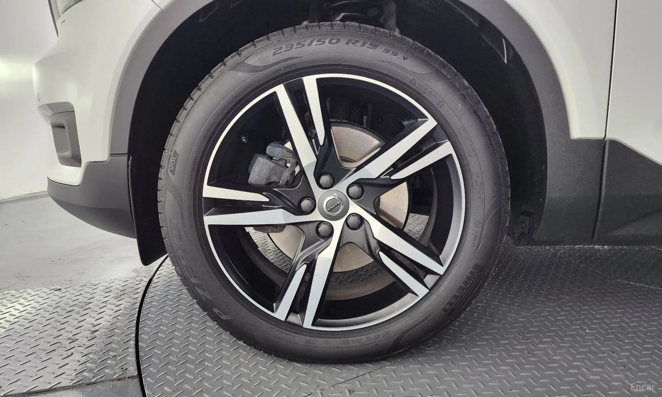 XC40