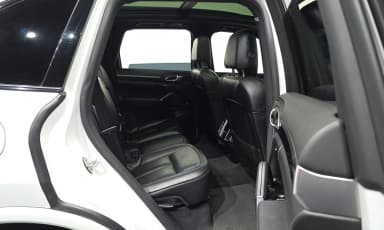 New Cayenne