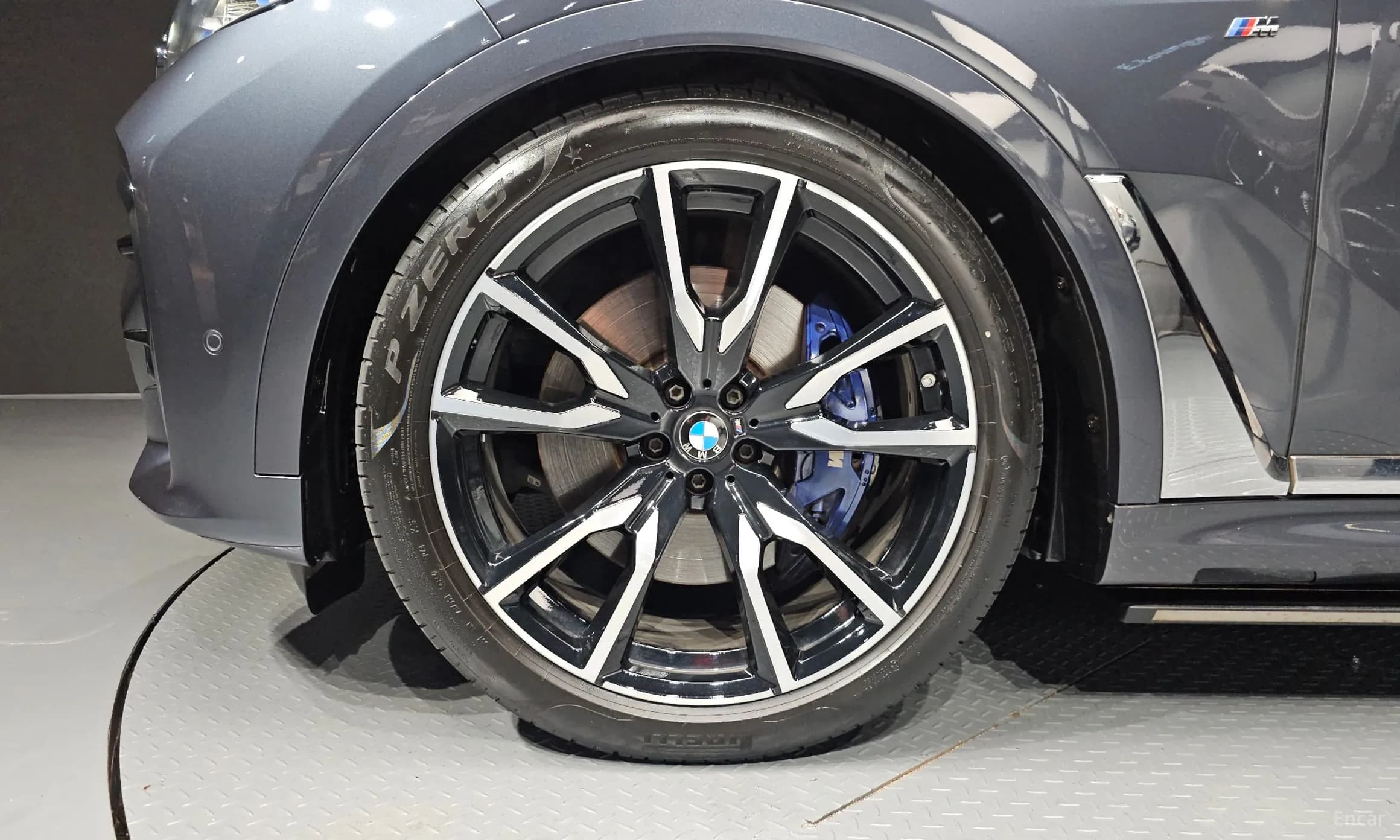 X7 (G07)