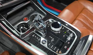 X7 (G07)