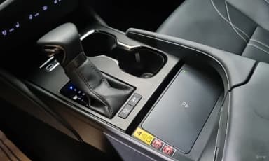 ES300h 7th Generation