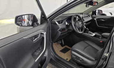 RAV4 5th Generation