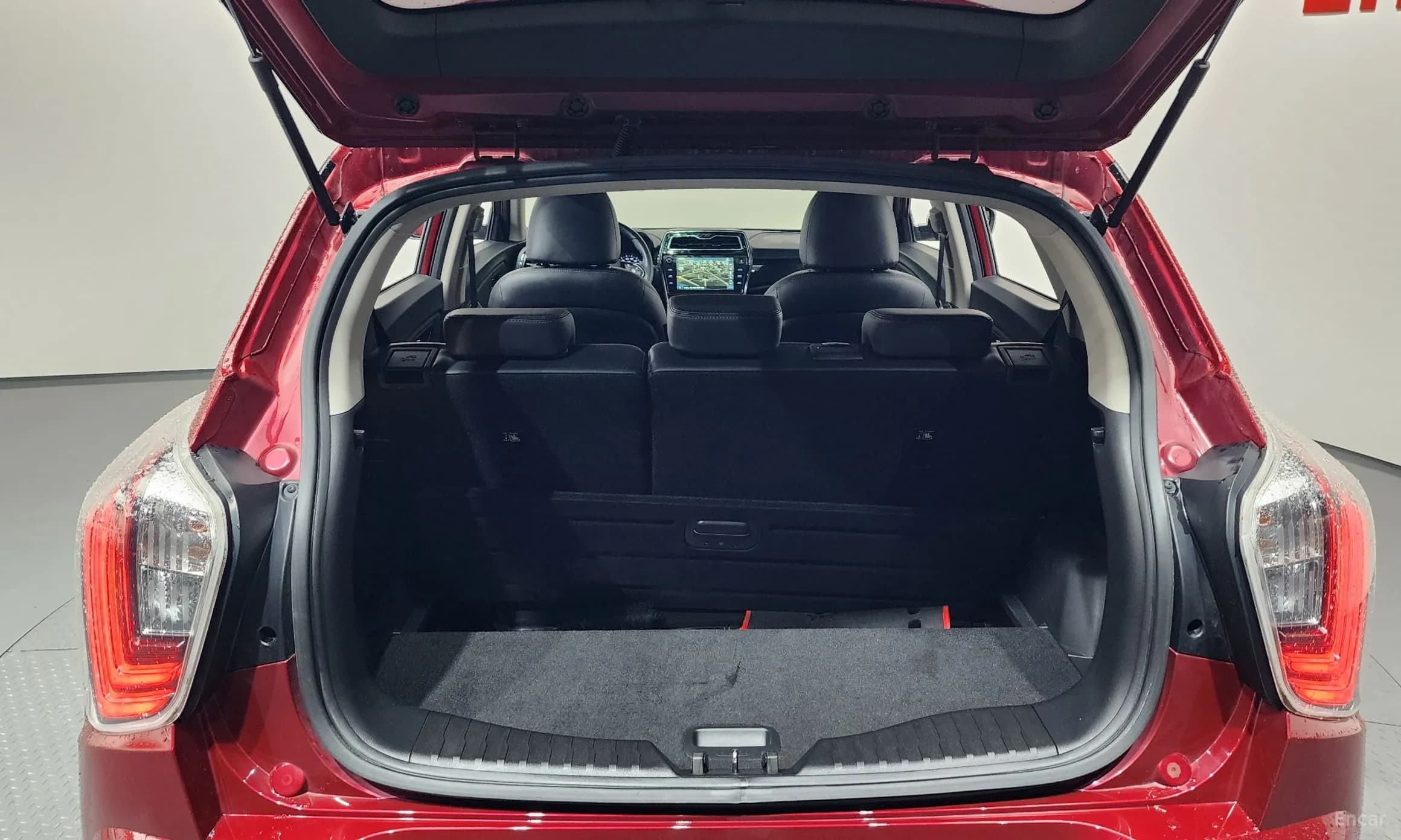 Berry New Tivoli