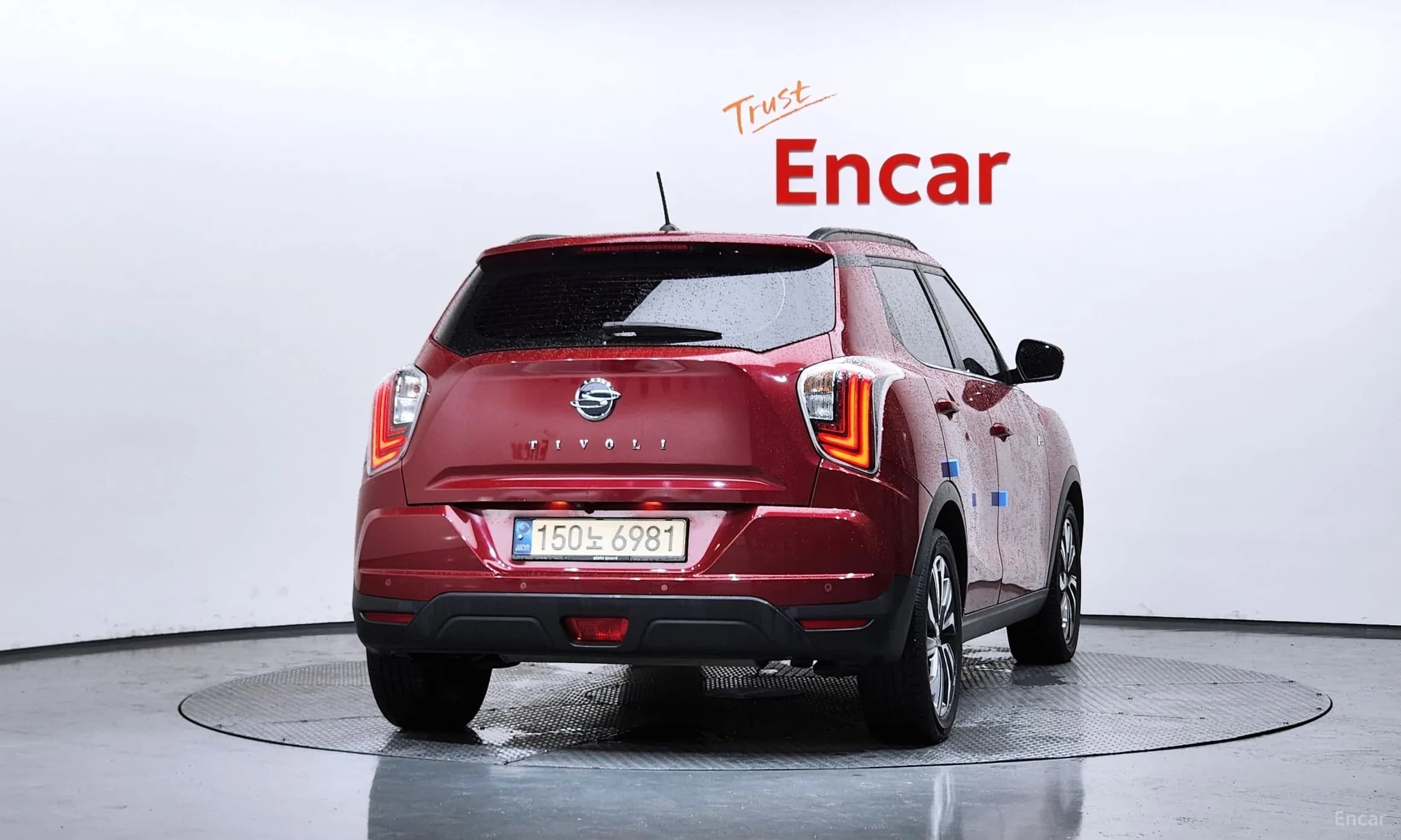 Berry New Tivoli