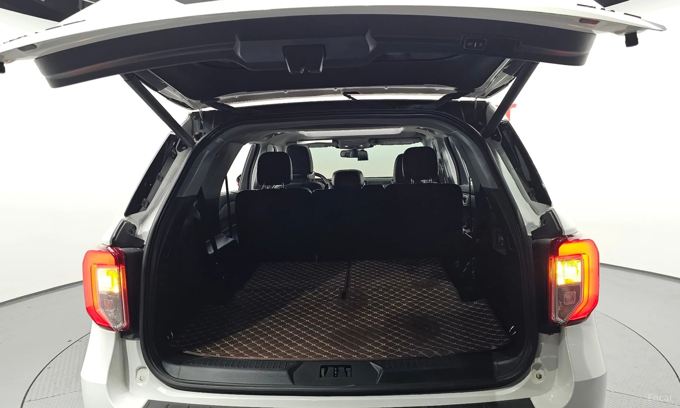 Explorer 6th Generation
