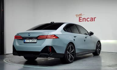 5 Series (G60)