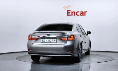 New ES300h