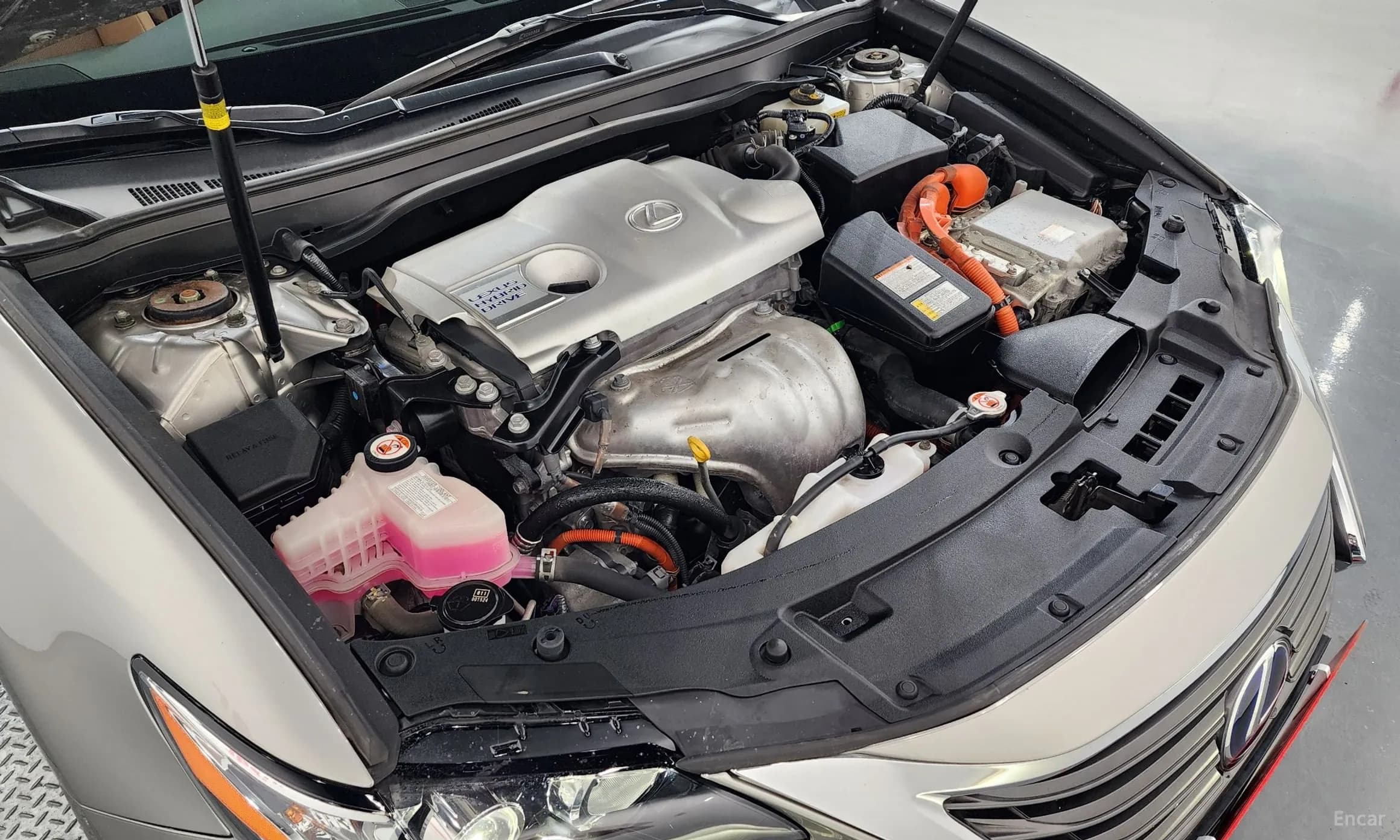 New ES300h