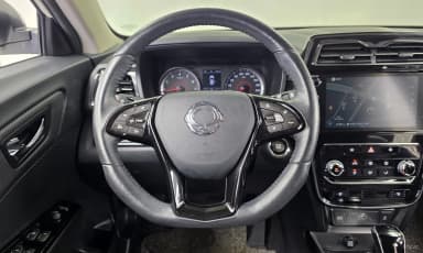 Berry New Tivoli