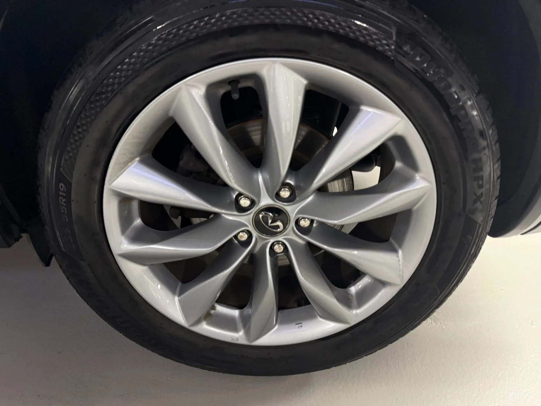 QX50 (P71A)
