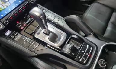 New Cayenne