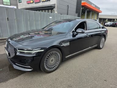 G90