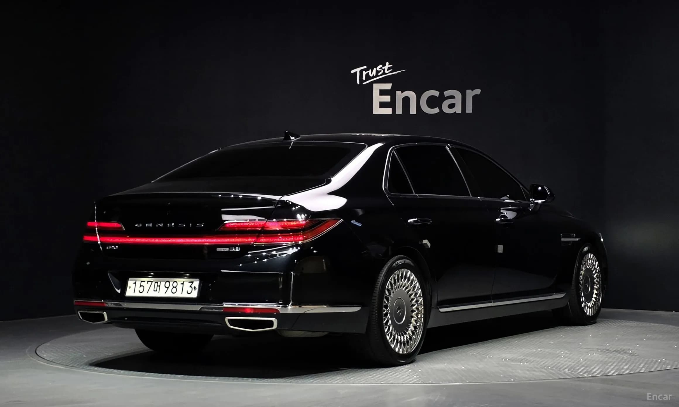 G90