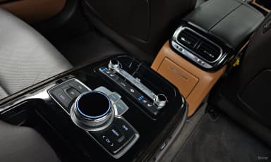 G90