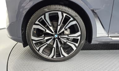 X7 (G07)