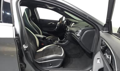 Q30