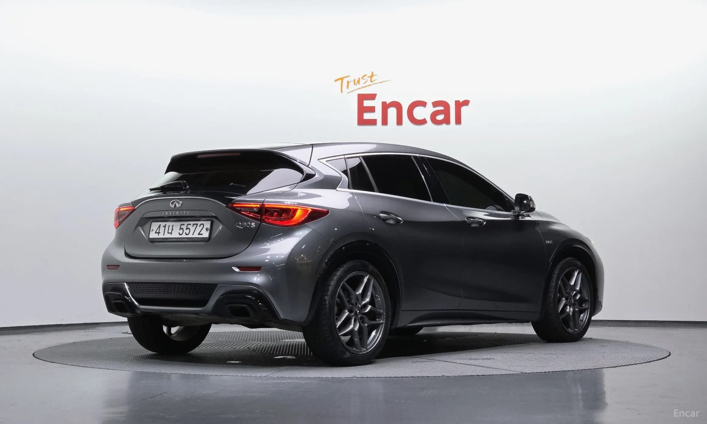 Q30