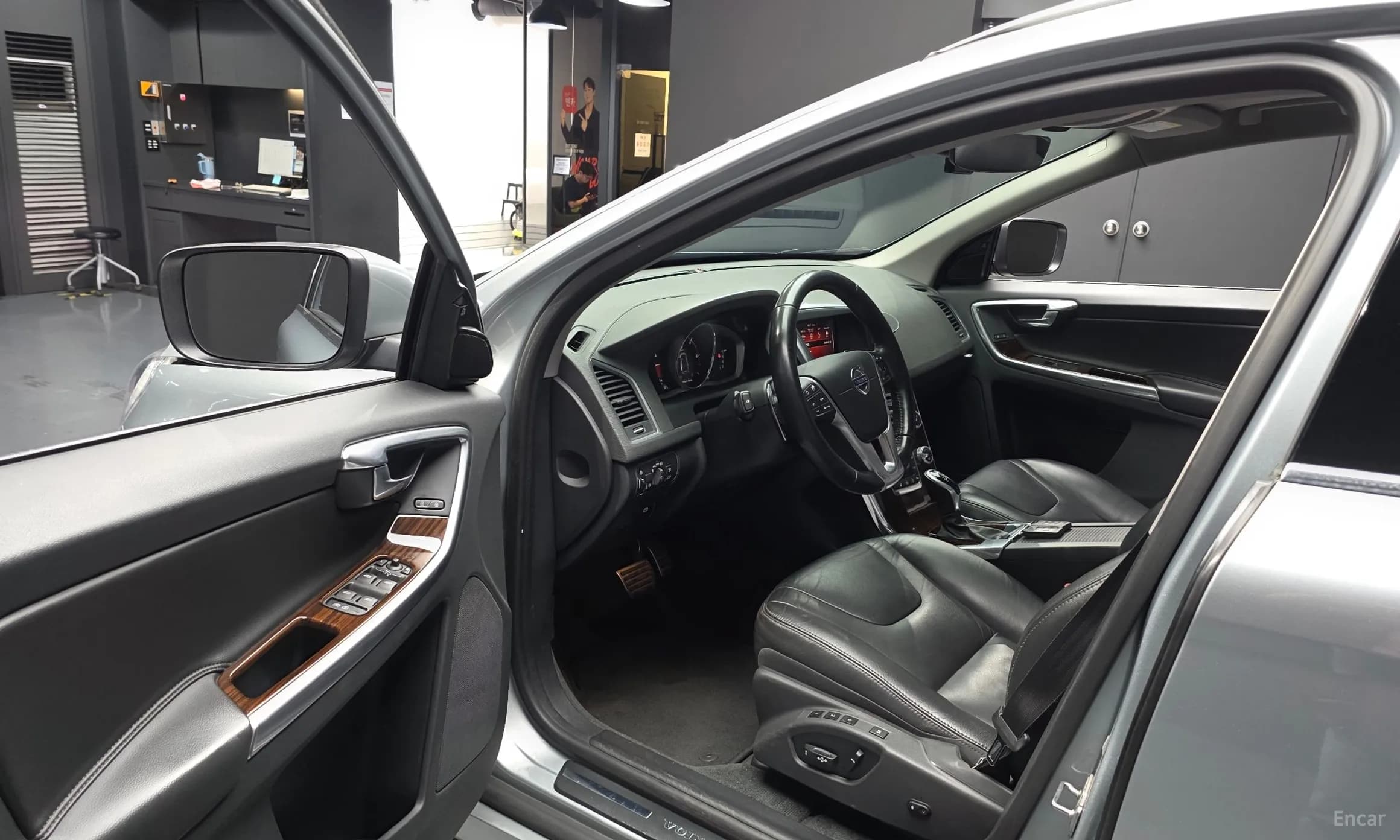 XC60