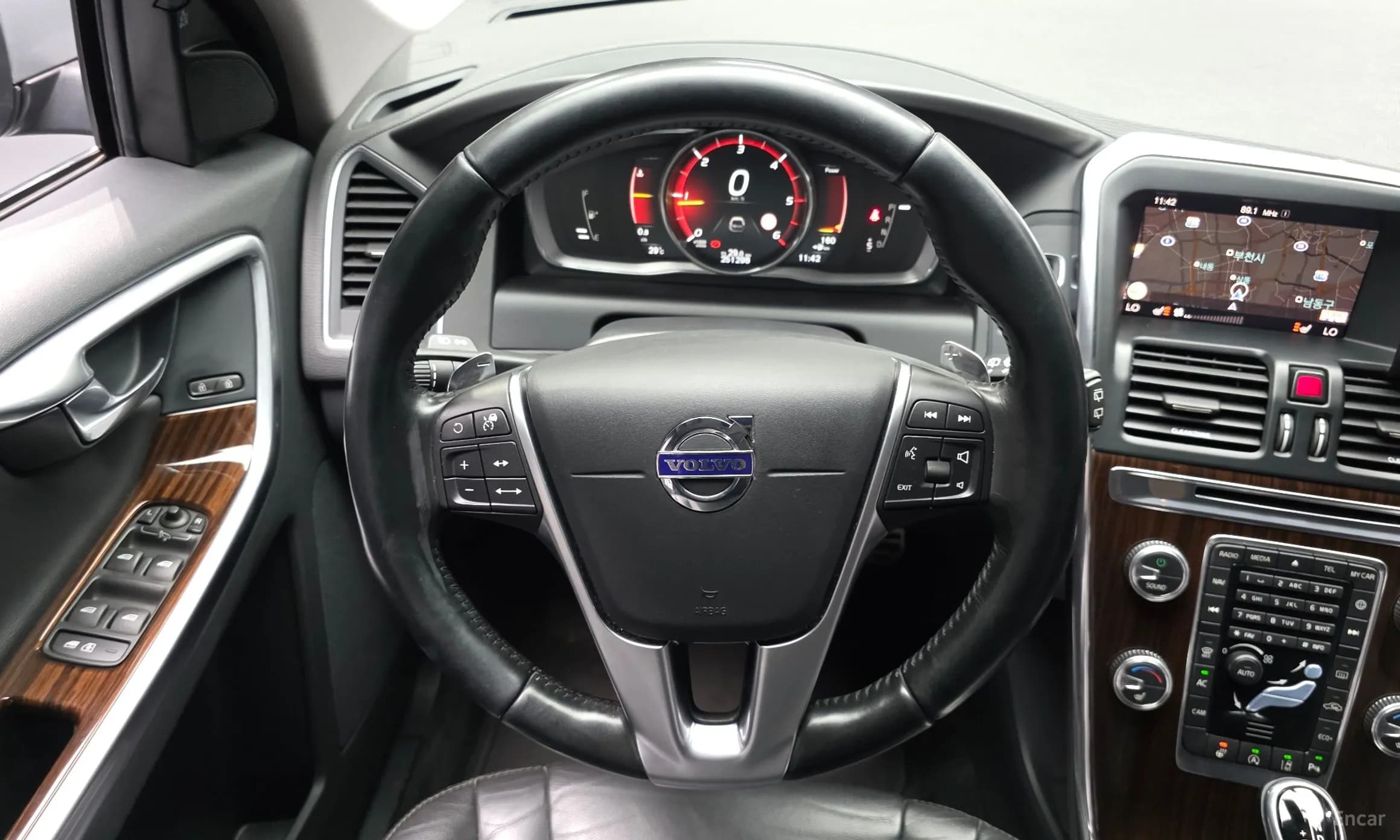 XC60