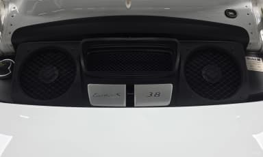 910