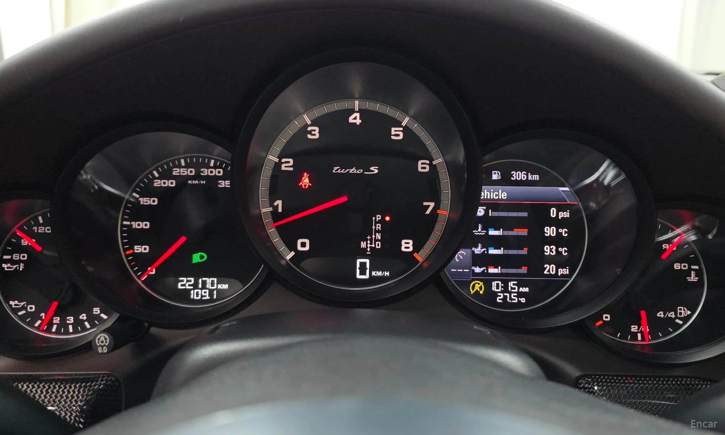 910