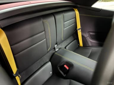 911 (992)