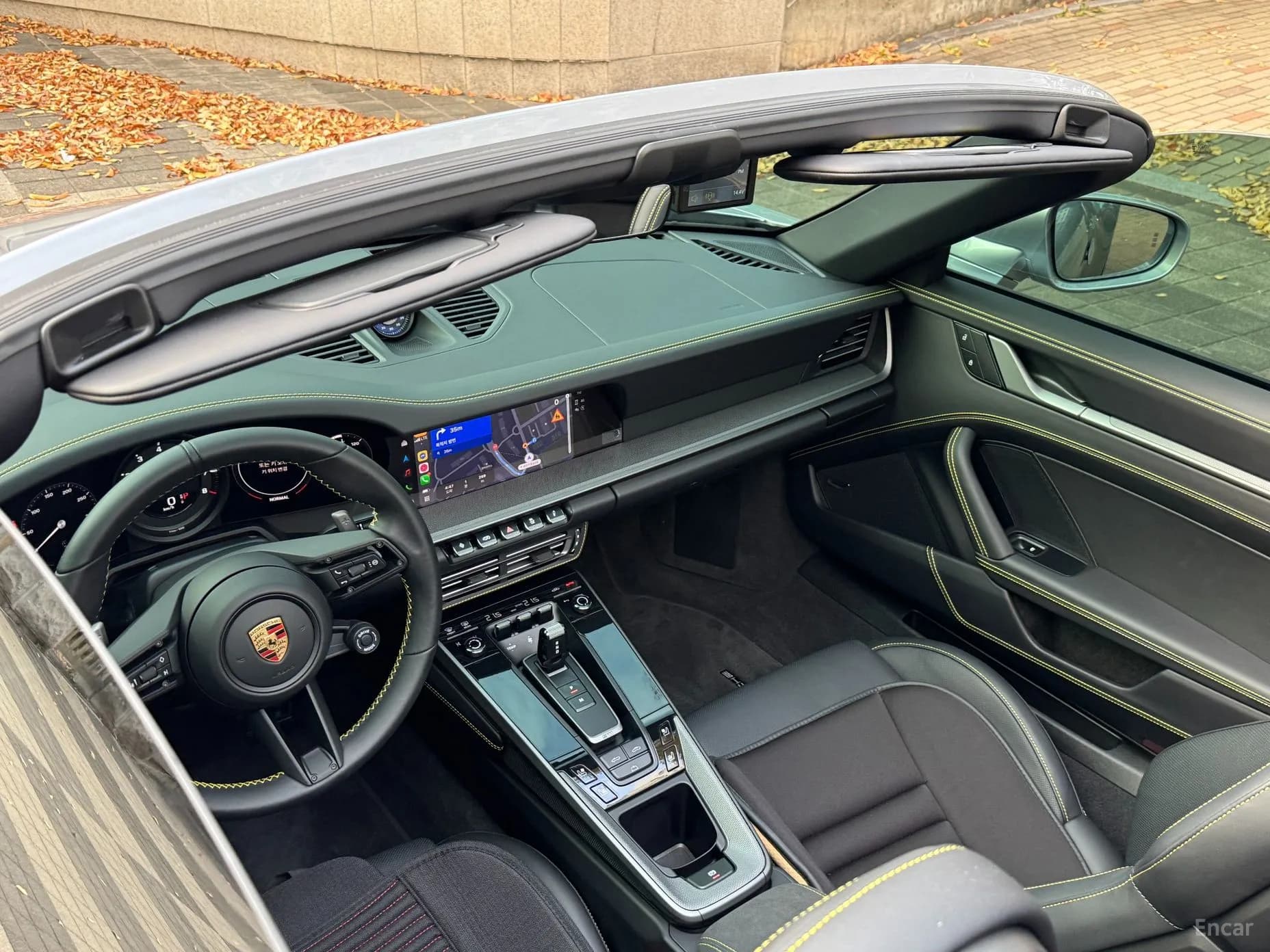 911 (992)