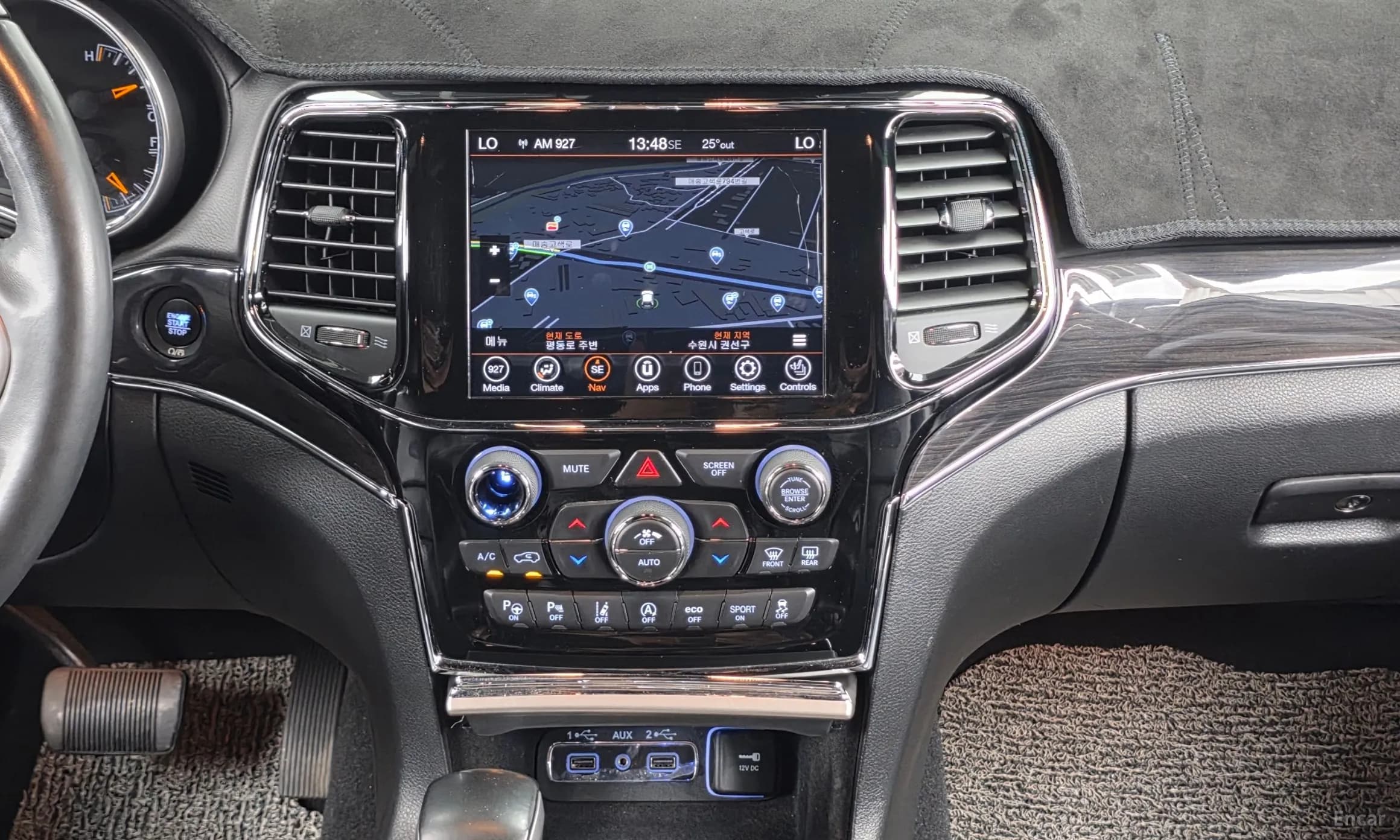 Grand Cherokee