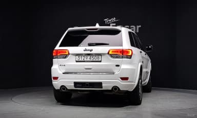 Grand Cherokee