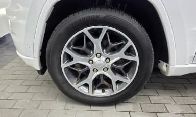 Grand Cherokee