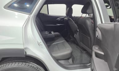 Trax Crossover