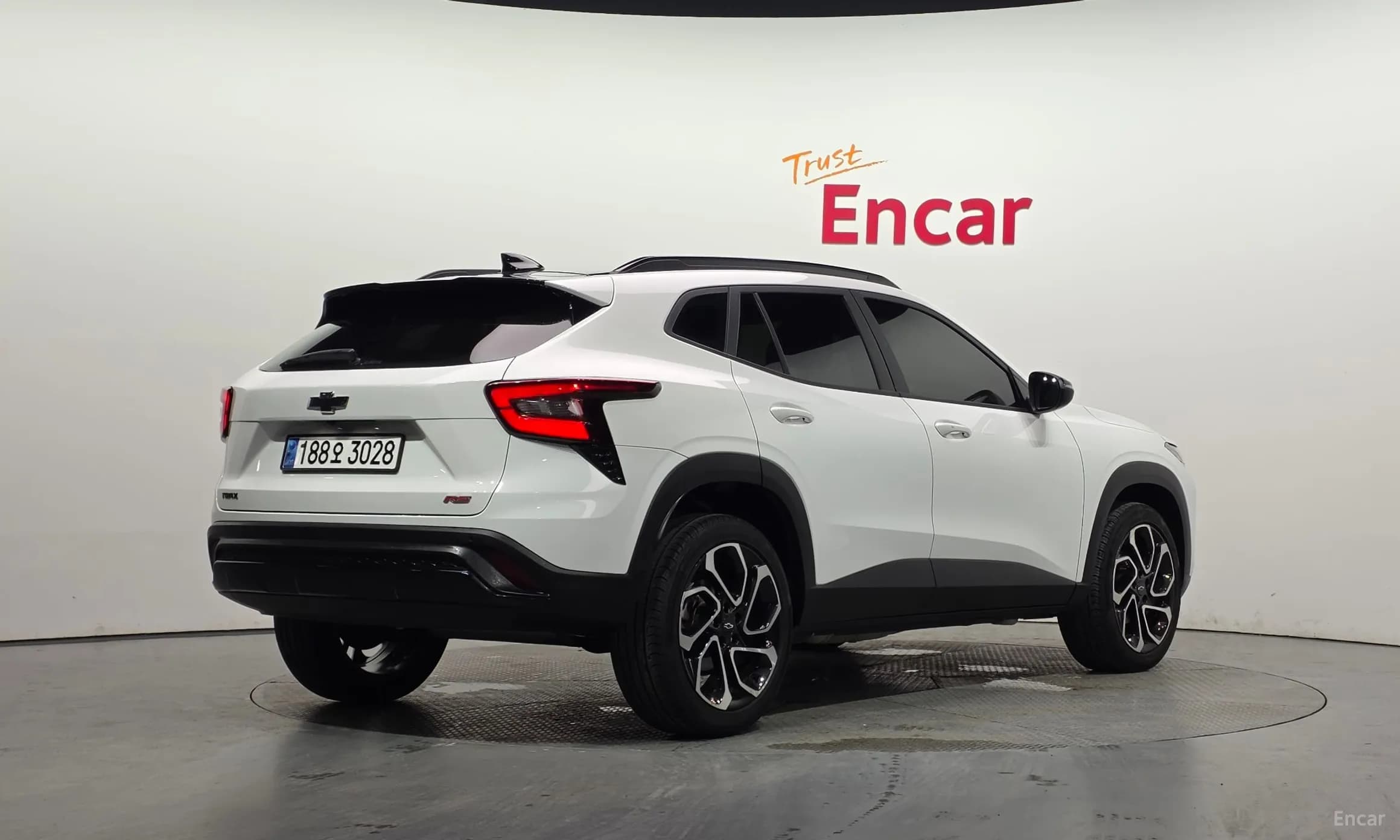 Trax Crossover