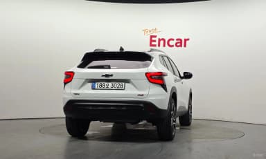 Trax Crossover